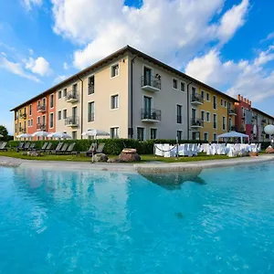 Th - Parchi Del Garda Szálloda