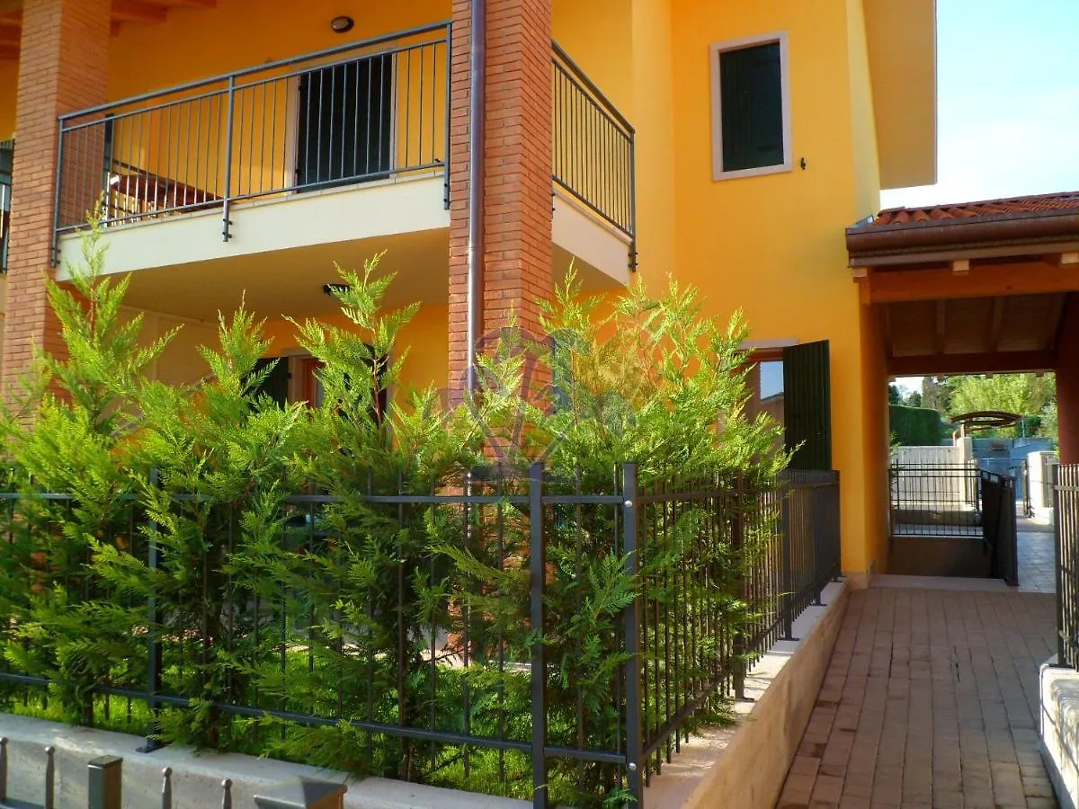 Appartamenti Gli Olmi Lazise Apartment