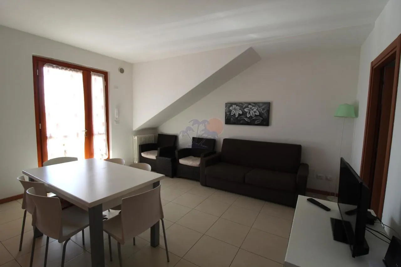 Appartamenti Gli Olmi Lazise 0*,  Italy